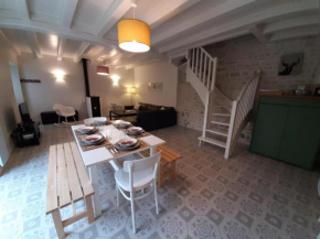 Maison de charme avec équipements bébé, vélos, fibre, proximité rivière - Coulonges - FR-1-653-127